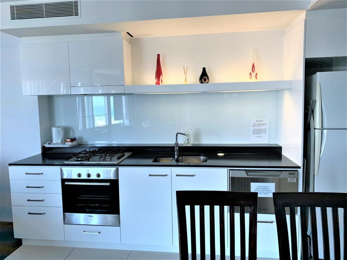 Private Apartments At Q1 Gold Coast Esterno foto